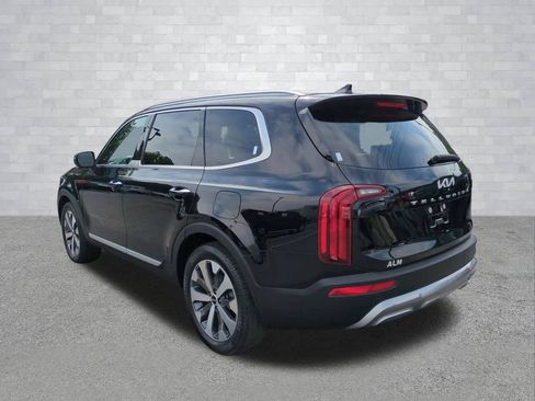 Used 2022 Kia Telluride S FWD image 7