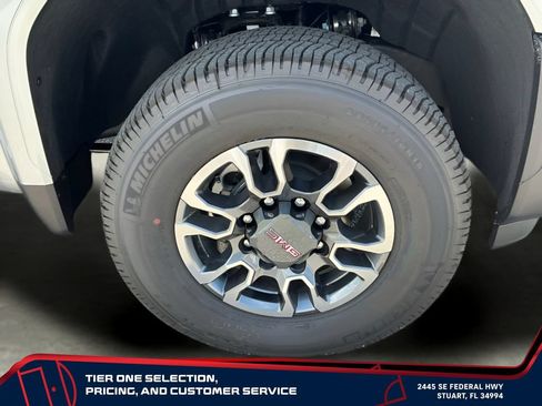 New 2026 GMC Sierra 2500 SLT w/ SLT Premium Package AWD/4WD image 40