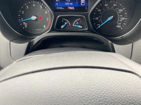 Used 2017 Ford Focus SE image 18