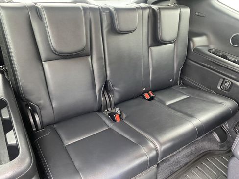 Used 2023 Subaru Ascent Touring image 20