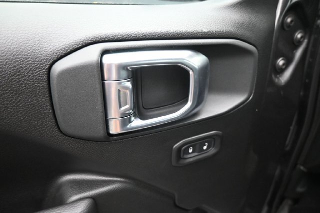 New 2026 Jeep Gladiator Sport AWD/4WD image 11