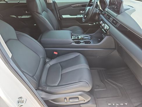 Used 2026 Honda Pilot EX-L image 13