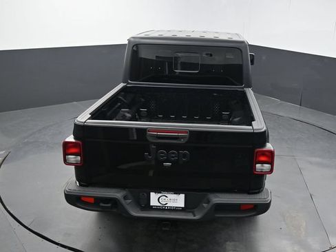 Used 2023 Jeep Gladiator Sport AWD/4WD image 47