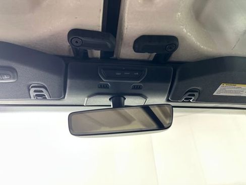 Used 2019 Jeep Wrangler Unlimited Rubicon AWD/4WD image 23