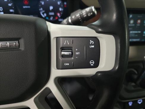 Certified 2023 Land Rover Defender 110 X-Dynamic SE image 17