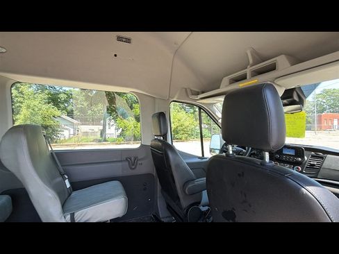 Used 2020 Ford Transit 350 XL RWD image 23