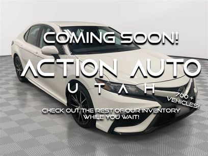 Used 2022 Toyota Camry SE w/ Convenience Package