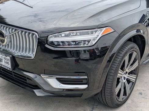 Certified 2025 Volvo XC90 T8 Ultra w/ Protection Package Premier AWD/4WD image 9
