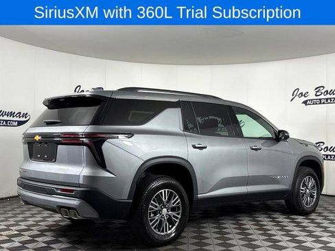 New 2026 Chevrolet Traverse LT w/ Driver Confidence Package AWD/4WD image 7