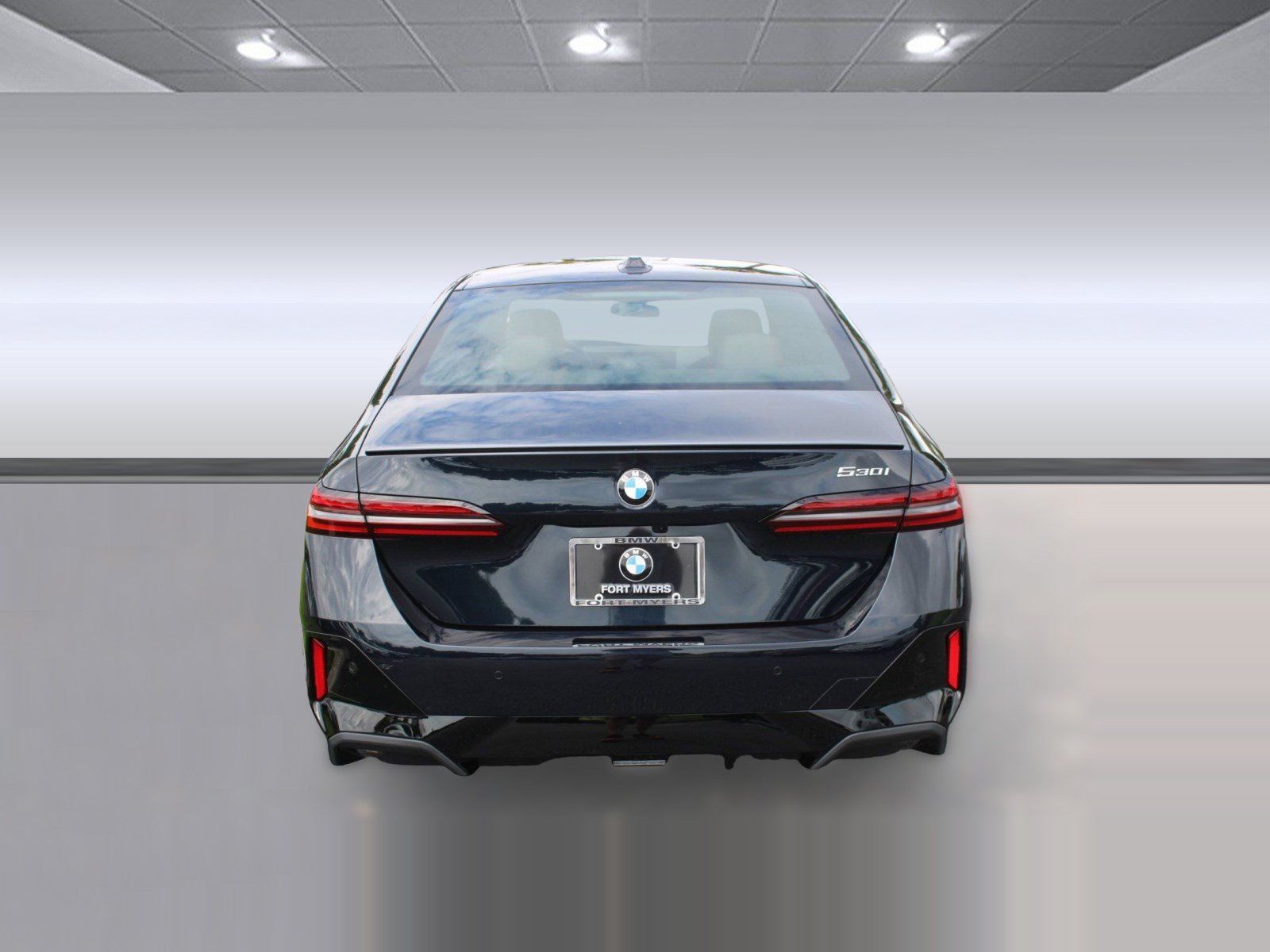 Used 2026 BMW 530i w/ M Sport Package RWD image 10
