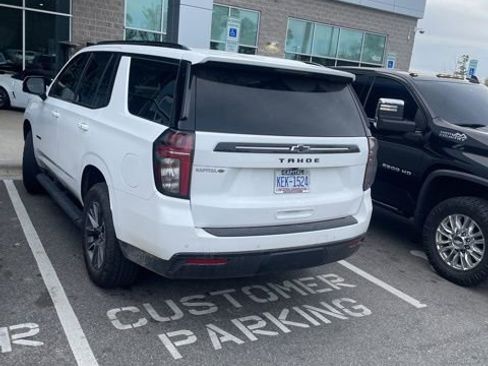 Used 2024 Chevrolet Tahoe Z71 w/ Luxury Package image 4