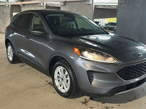 Used 2021 Ford Escape SE w/ Convenience Package image 14