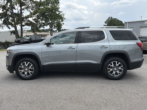 Used 2023 GMC Acadia SLT FWD image 7