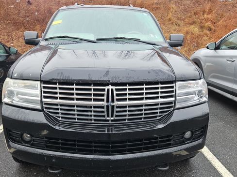 Used 2008 Lincoln Navigator L 4WD image 2
