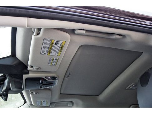 Certified 2025 Subaru Outback Touring AWD/4WD image 28