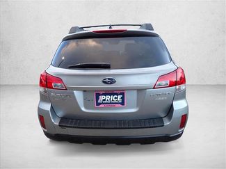 Used 2011 Subaru Outback 2.5i Limited w/ PWR Moonroof Pkg AWD/4WD video 3