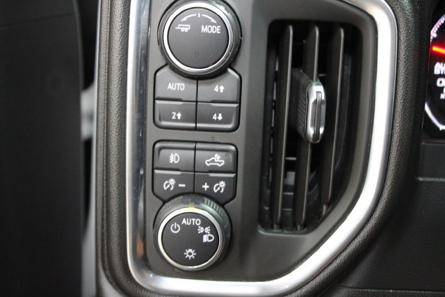 Used 2020 Chevrolet Silverado 1500 RST w/ True North Edition AWD/4WD image 15