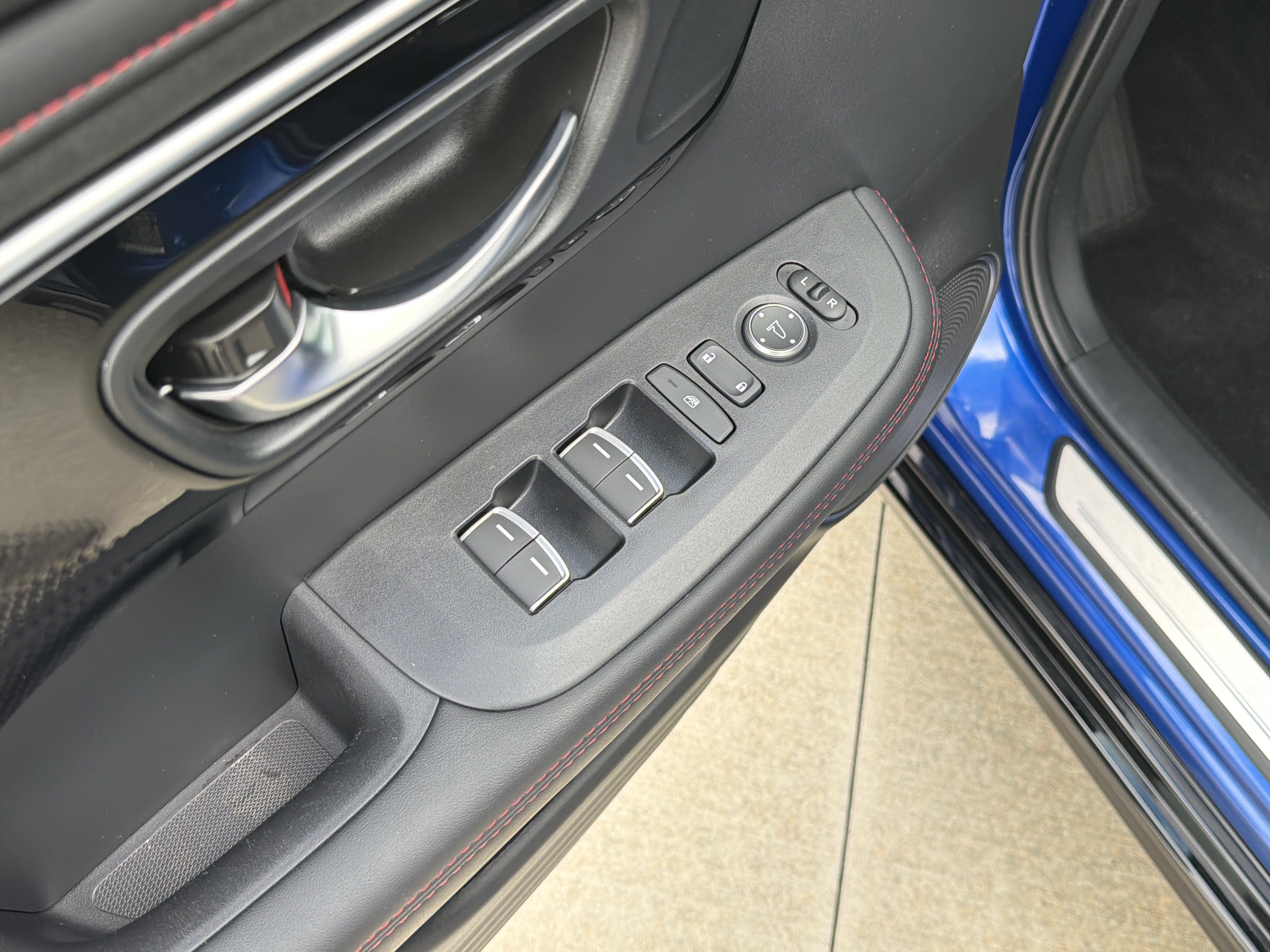 Certified 2025 Acura ADX A-Spec AWD/4WD image 15