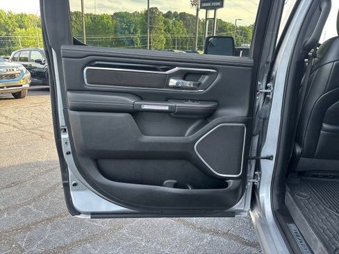 Used 2022 RAM 1500 Laramie AWD/4WD image 34
