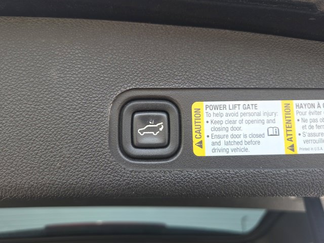 Used 2007 GMC Yukon Denali AWD/4WD image 13