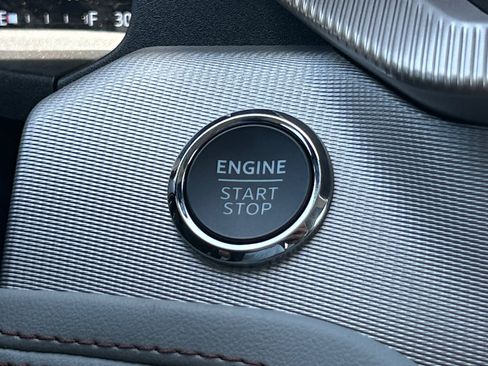 New 2026 Ford Explorer Active w/ Active Comfort Package RWD image 30
