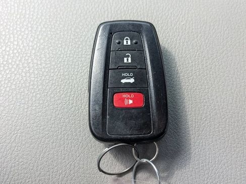 Used 2021 Toyota Camry XSE w/ Navigation Package FWD image 31