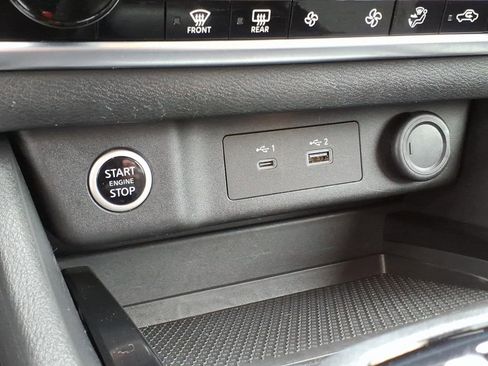 Used 2021 Nissan Rogue SV AWD/4WD image 19