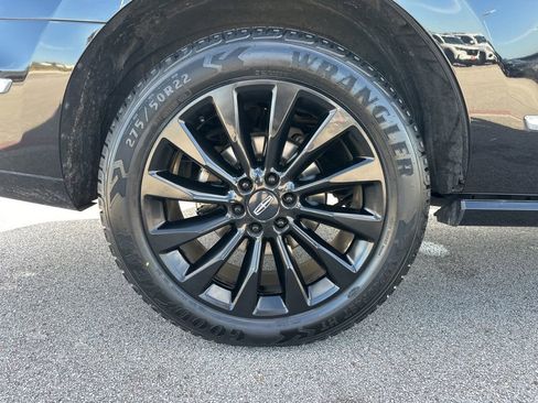 Used 2021 Lincoln Navigator Reserve w/ Luxury Package image 50