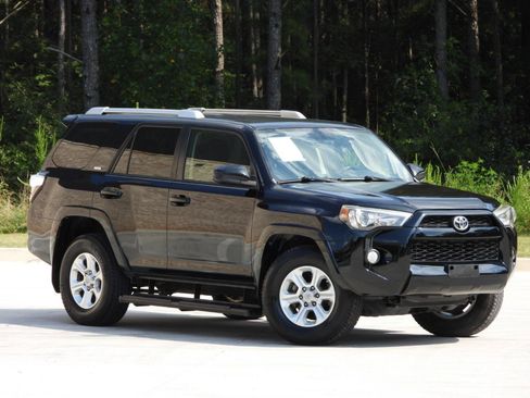 Used 2016 Toyota 4Runner 2WD SR5 image 13