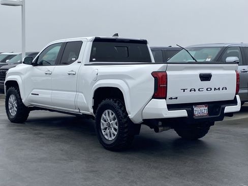 Certified 2024 Toyota Tacoma SR5 image 5