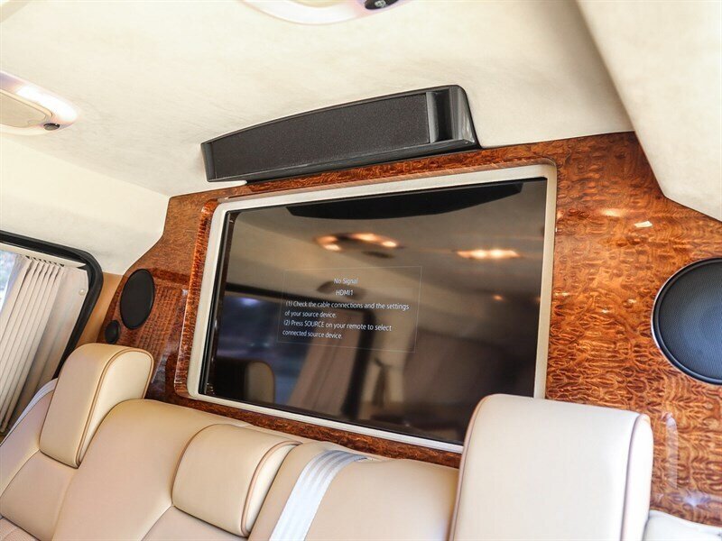 Used 2014 Cadillac Escalade ESV Premium AWD/4WD image 32