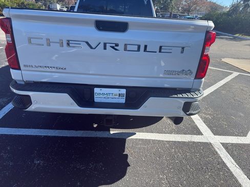 Used 2020 Chevrolet Silverado 2500 High Country w/ Z71 Off-Road Package image 16