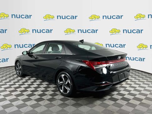 Certified 2023 Hyundai Elantra Limited FWD image 5