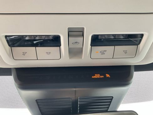 Used 2025 MAZDA CX-90 3.3 Turbo w/ Preferred Package image 34