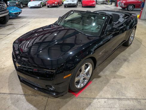 Used 2013 Chevrolet Camaro SS w/ RS Package RWD image 15