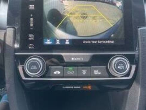 Used 2017 Honda Civic EX image 8