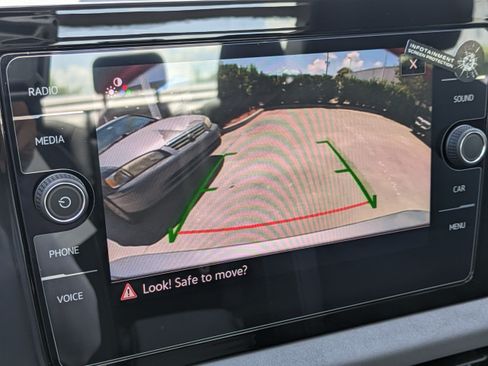 New 2026 Volkswagen Jetta SE FWD image 27