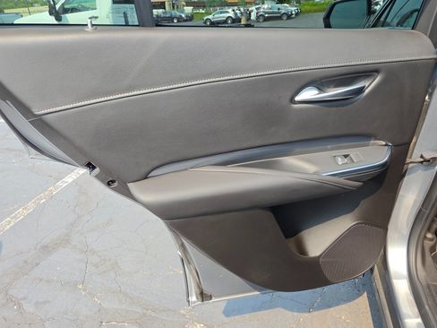 Used 2024 Cadillac XT4 Premium Luxury AWD/4WD image 23
