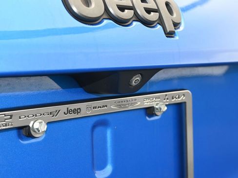 Used 2022 Jeep Compass Trailhawk image 38