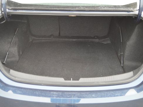 Used 2022 Chevrolet Malibu LT image 26