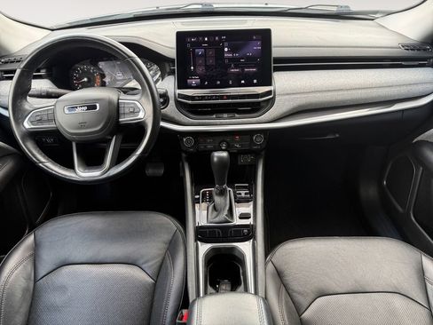 Used 2022 Jeep Compass Latitude AWD/4WD image 10