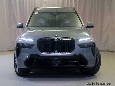 Used 2026 BMW X7 xDrive40i w/ M Sport Package image 5