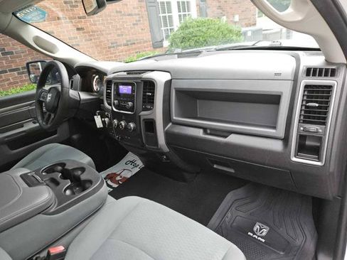 Used 2017 RAM 1500 Tradesman w/ Power & Remote Entry Group AWD/4WD image 32