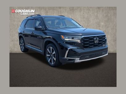 Used 2025 Honda Pilot Elite