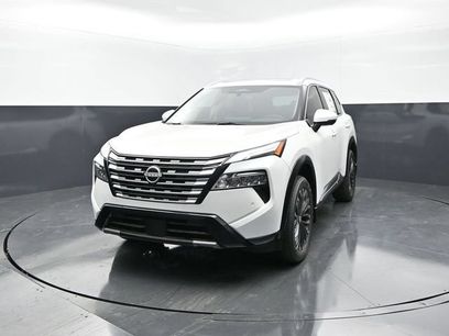 New 2026 Nissan Rogue Platinum w/ Tech Package