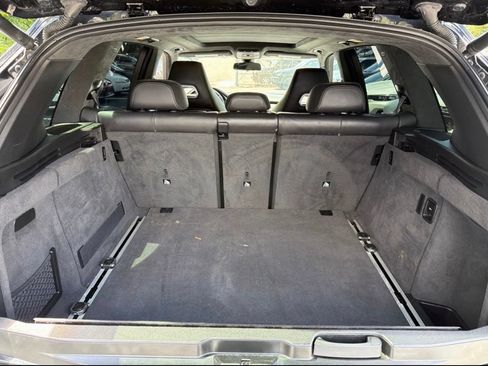 Used 2018 BMW X5 M AWD/4WD image 9