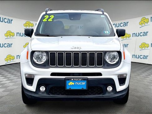 Used 2022 Jeep Renegade Latitude image 2