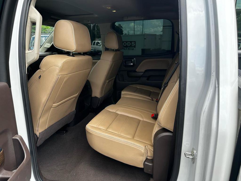 Used 2019 GMC Sierra 3500 Denali w/ Duramax Plus Package AWD/4WD image 16