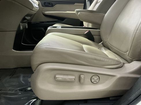 Used 2023 Honda Odyssey EX-L image 15