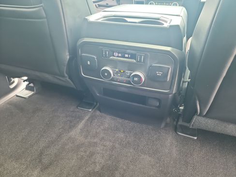 Used 2019 Ford Expedition Limited w/ Equipment Group 303A RWD image 22